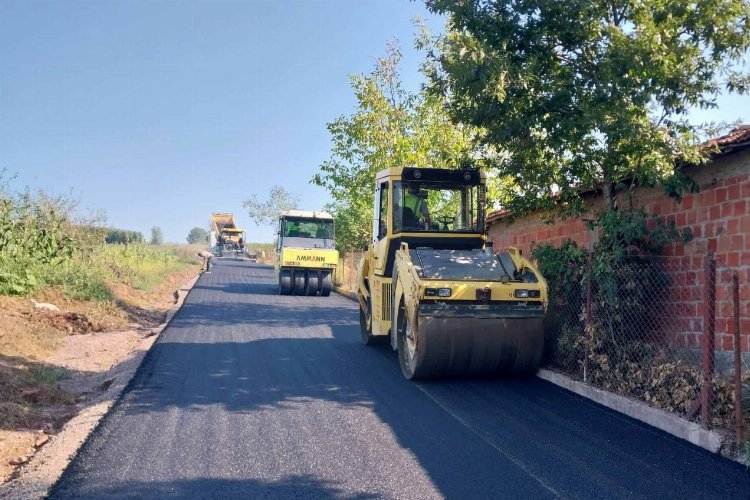 Kocaeli'de Kandıra Bozburun-Kanatlar yoluna asfalt -