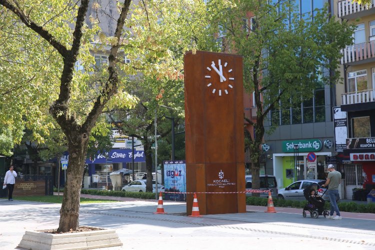 Kocaeli'de saat kulesi yeni buluşma noktası olacak -