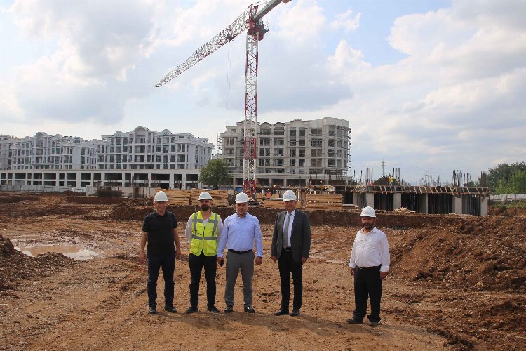 Kocaeli'de 'Sağlık Kent Konutları'na yerinde inceleme -