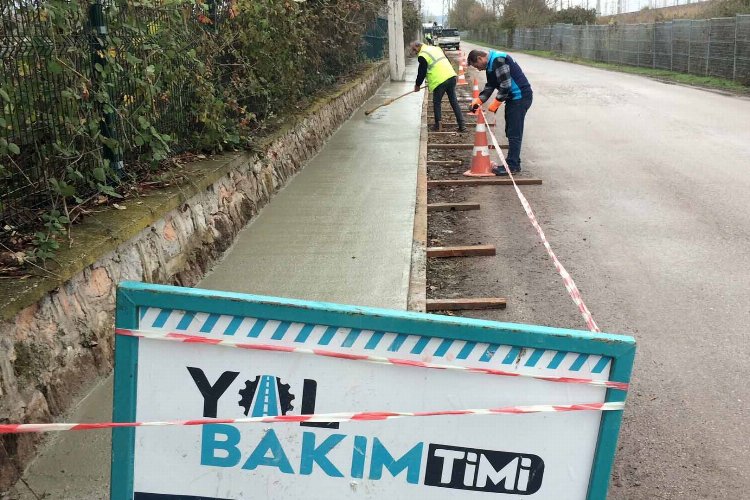 Kocaeli'de 'Yol Bakım Timi'nden üst yapı makyajı -