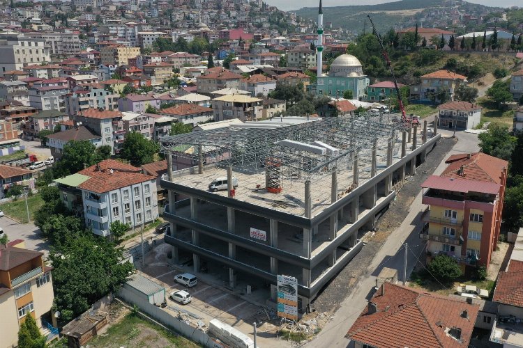 Kocaeli Dilovası'nda pazar yerine uzay kafesi -