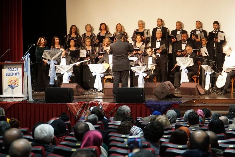 Kocaeli Gölcük'te kulakların pası silindi -