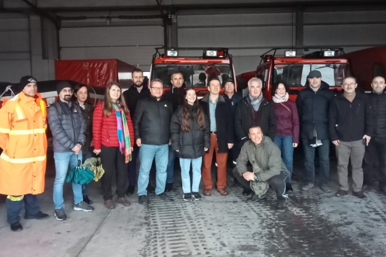 Kocaeli itfaiyesi 'Afetlere Hazırız'la Yunanistan'da -