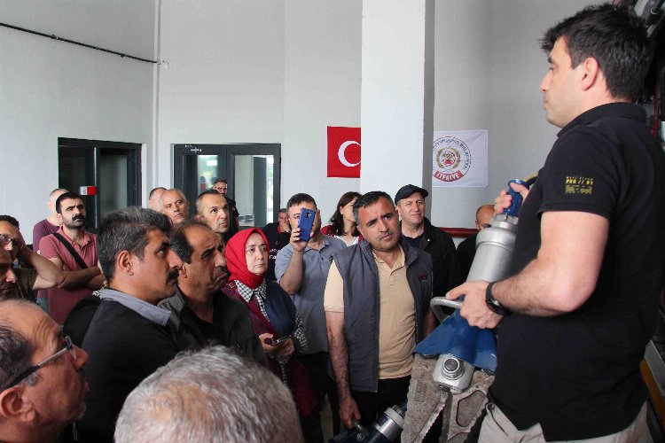 Kocaeli İtfaiyesi'nden İSG uzmanı öğretmenlere eğitim -