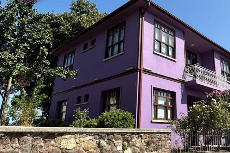 Kocaeli İzmit'e Zübeyde Hanım Konağı Kadın Yaşam Merkezi -