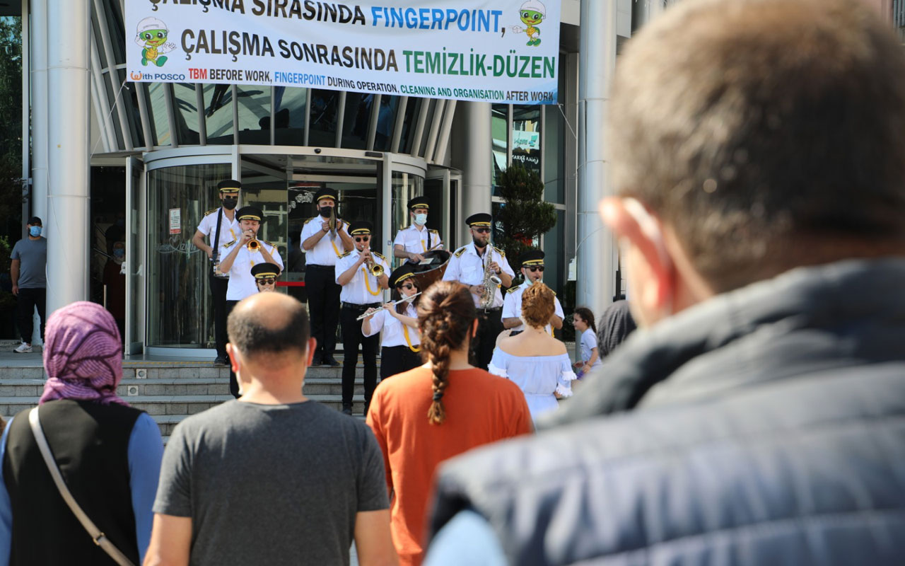 Kocaeli İzmit sokaklarında bando ilgisi