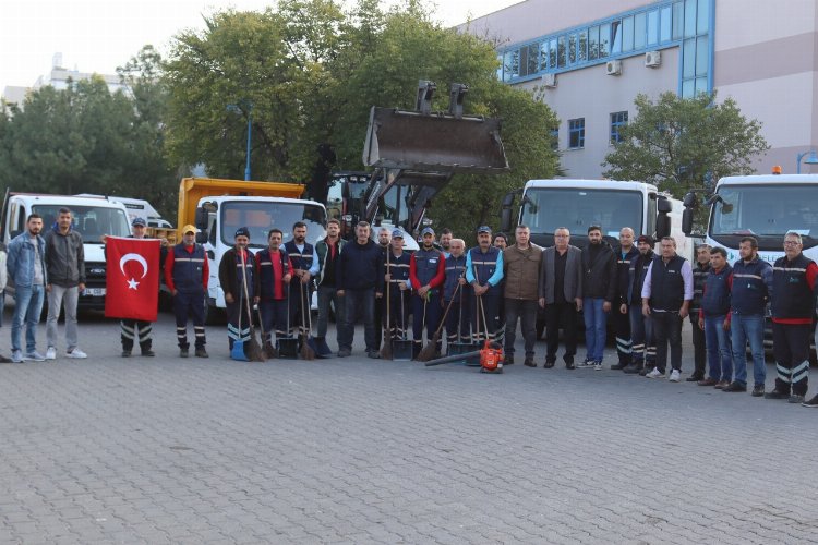 Kocaeli İzmit'te 2022'de tonlarca atık toplandı -