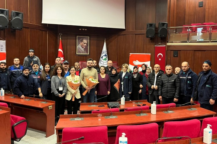 Kocaeli İzmit'te belediye personeline farkındalık semineri -