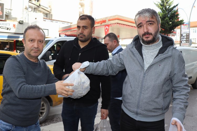 Kocaeli İzmit'te üretilen mantarlar paylaşılıyor -