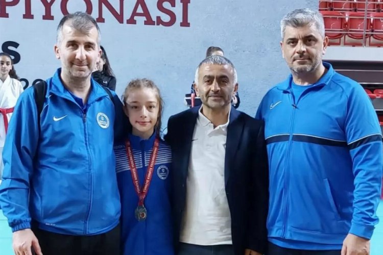 Kocaeli Kağıtspor'dan ilk 'milli' adım -