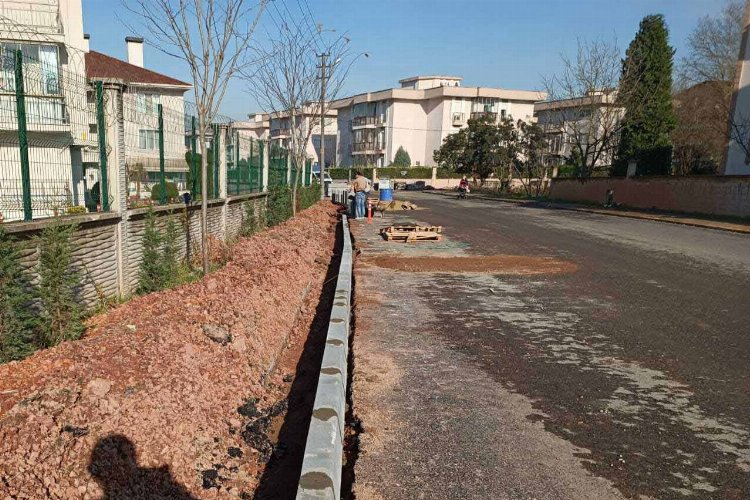 Kocaeli Kartepe'de kaldırım imalatı -