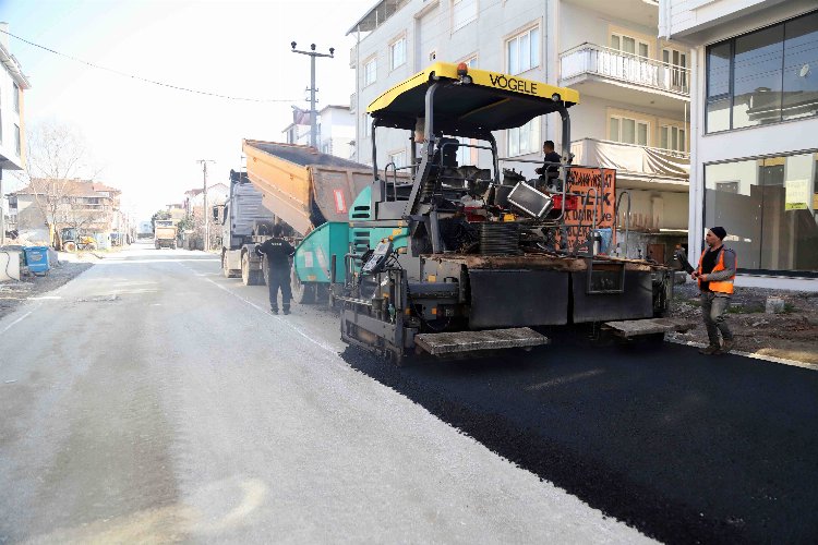 Kocaeli Kartepe Dumlupınar Mahallesi'nde üstyapı çalışmaları devam ediyor -