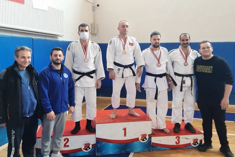 Kocaeli Kağıtspor’un engelsiz şampiyonları -