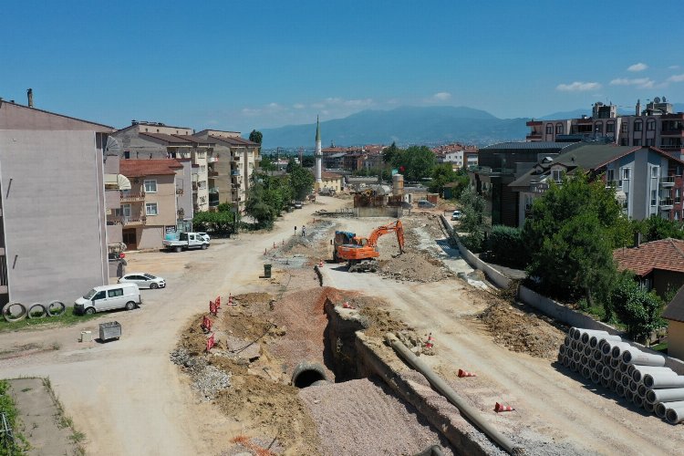 Kocaeli Kuruçeşme tramvay hattında kiriş imalatı için gün sayılıyor -