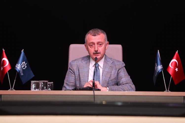 Kocaeli Meclisi'nde Başkan Büyükakın'dan ders gibi açıklama -