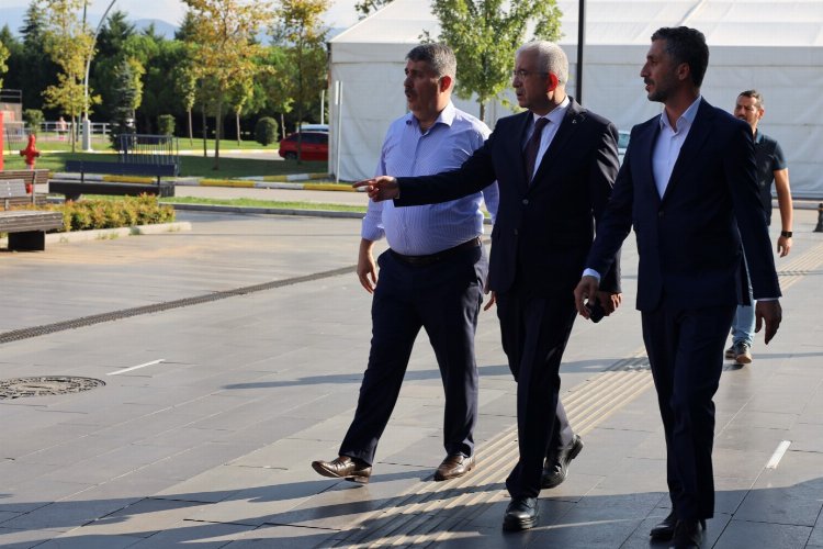 Kocaeli'nde 10 bin metrekarelik dev çadır tamam -