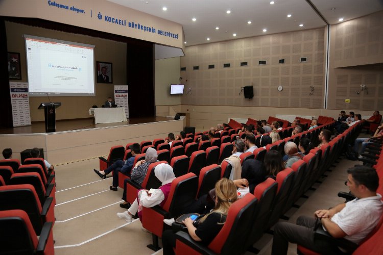 Kocaeli'nde bilişim günleri sürüyor -