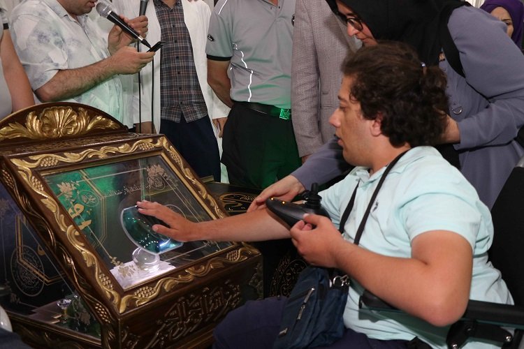 Kocaeli'nde özel bireylere Sakal-ı Şerif ziyareti -