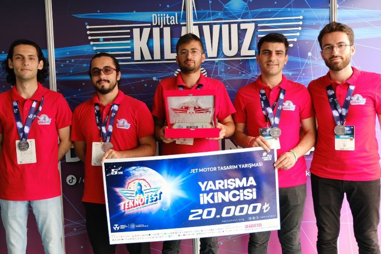 Kocaeli'nin E-Gençlik takımlarından Teknofest’e imza -