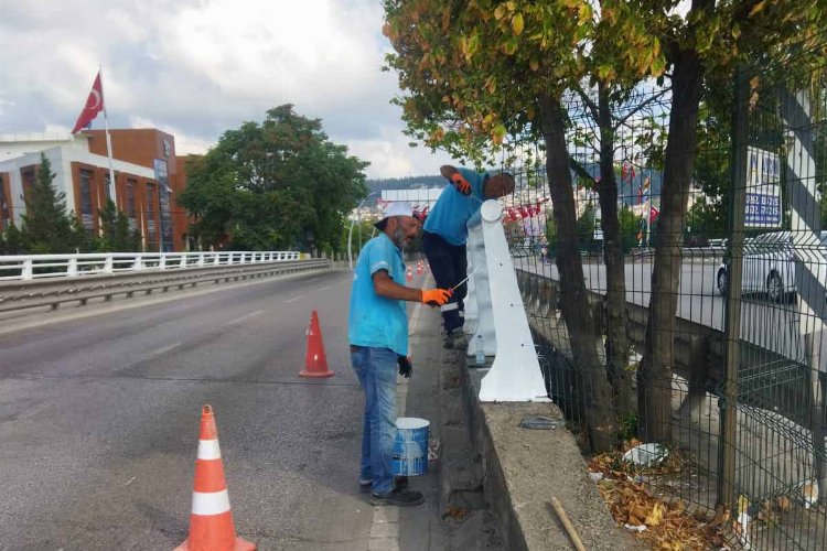 Kocaeli'nin 'Tim'i yolları nakış gibi işliyor -