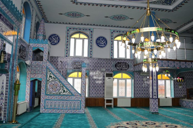 Kocaeli Yenidoğan Caminin sundurması da yenilendi -