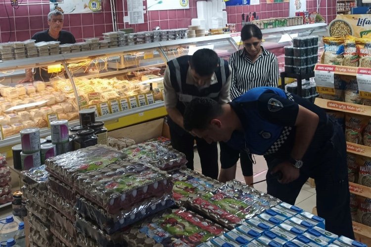 Kocaeli Zabıtası'ndan raf ve kasa fiyatı denetimi -