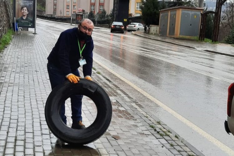 Kocaeli İzmit Belediyesi, atık lastikleri geri dönüştürüyor -