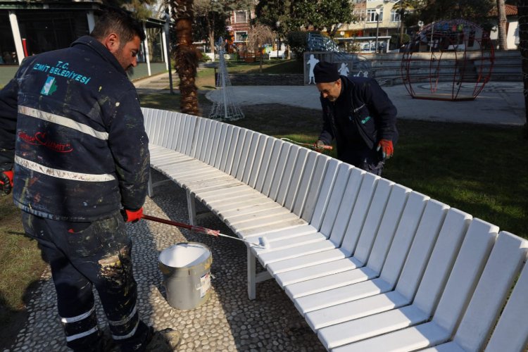 Kocaeli İzmit Belediyesi, Cumhuriyet Park’ında genel bakım çalışmalarına başladı -