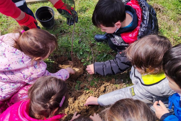 Kocaeli İzmit Belediyesi minik öğrencileri doğayla buluşturdu -