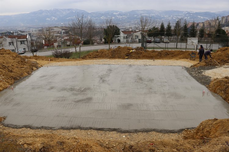Kocaeli İzmit Belediyesi’nden Malta Mahallesi’ne yeni sosyal alan -