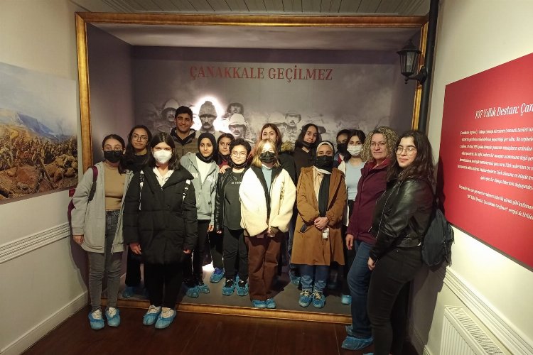 Kocaeli İzmit Belediyesi, öğrenciler için kültür gezisi düzenledi -