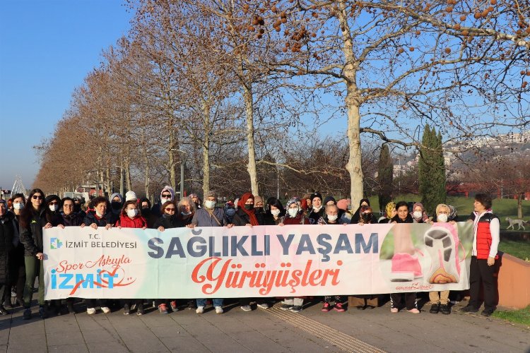 Kocaeli İzmit Belediyesi Sağlıklı Yaşam Yürüyüşleri devam ediyor -