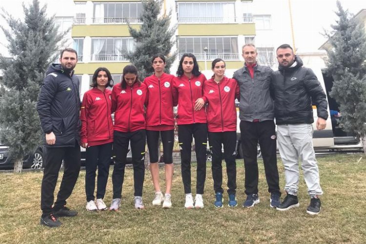 Kocaeli İzmit Belediyesporlu atletler rotayı Ankara’ya çevirdi -