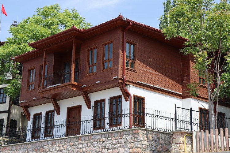 Kocaeli İzmit'e Şiir ve Edebiyat Evi açılıyor -