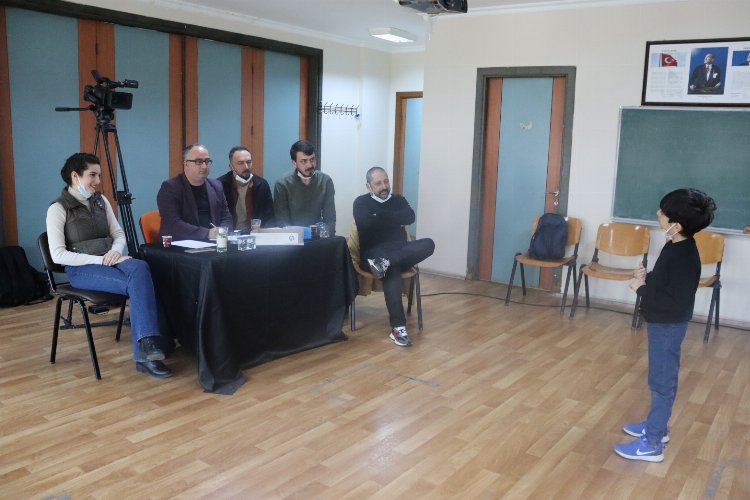 Kocaeli İzmit'te 55 çocuk sinema için seçilecek -