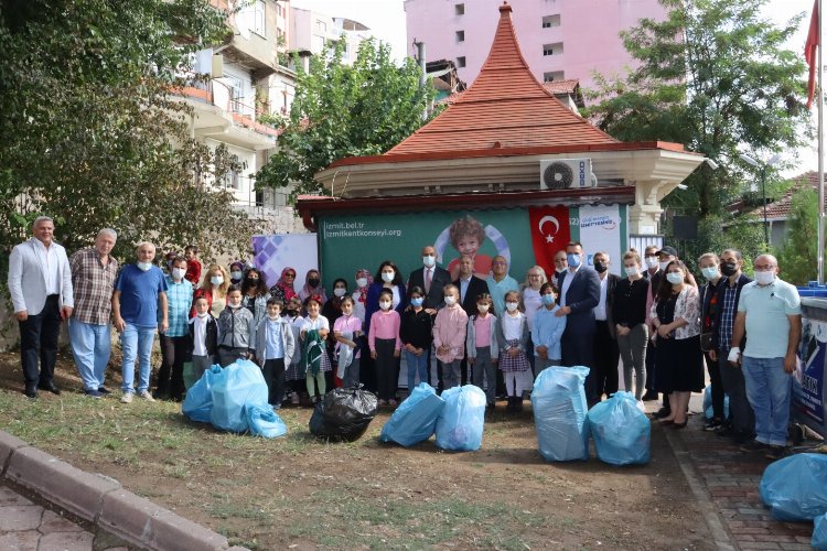 Kocaeli İzmit'te bilinçli geri dönüşüm ekonomiye katkı sağladı -