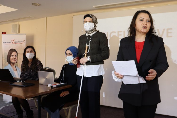 Kocaeli İzmit'te ‘Engellilik ve İletişim’ üzerine söyleşi 
