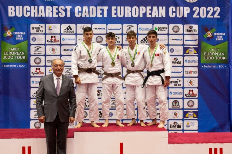 Kocaelili sporcular Bükreş’ten madalyalar ile döndüler -