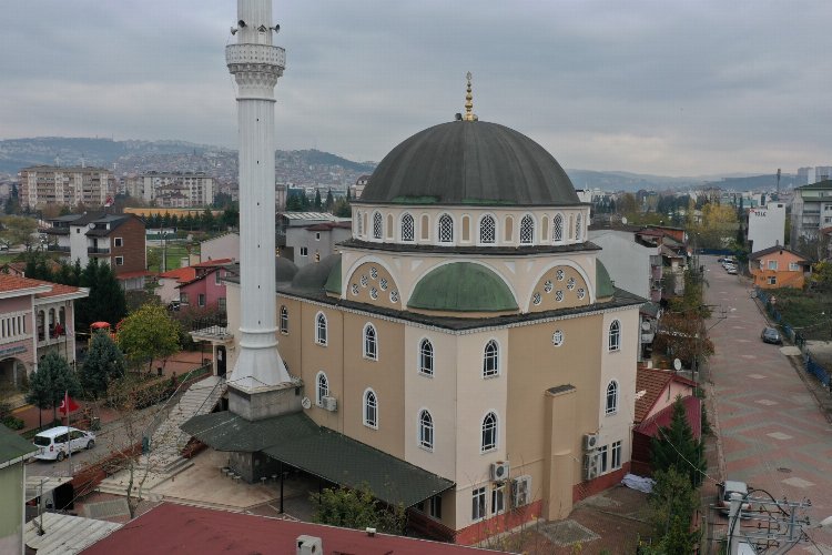 Kocali'de A Takımı'ndan Eyüp Sultan Camii'ne dış bakım -