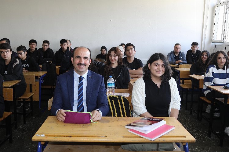 Konya'da üniversiteye hazırlanan öğrencilere ikinci ödeme -