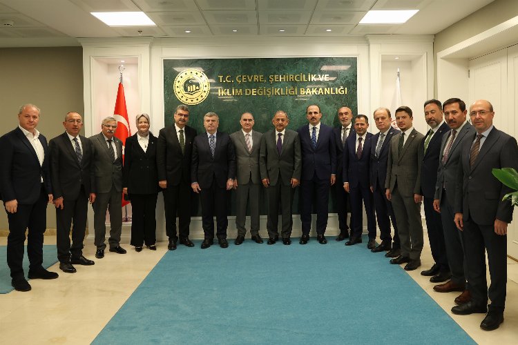 Konya'dan Bakan Özhaseki'ye nezaket -