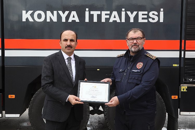 Konya İtfaiyesi'nin Hatay görevine 171 teşekkür -