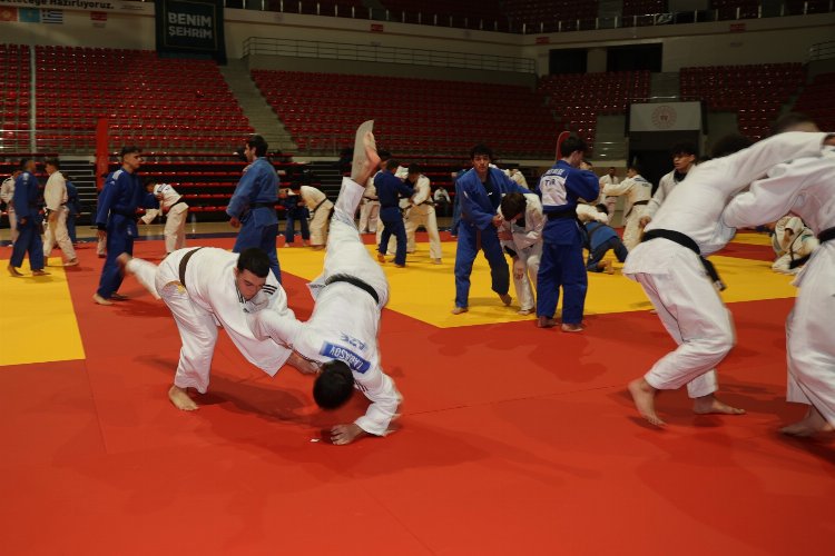 Konya 'Judo'ya ev sahipliği yapıyor -