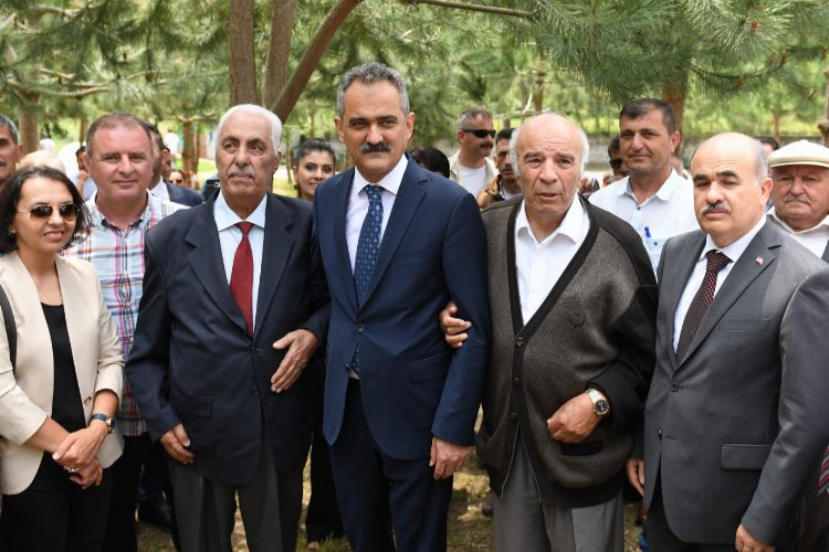 Köy okulları yaşam merkezi olacak -