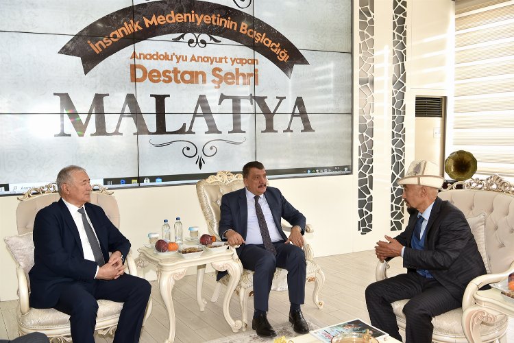Kırgızistan Cumhurbaşkanı Danışmanı Börübaşov, Malatya Büyükşehir'de -