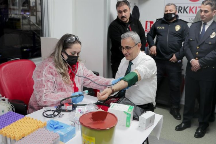 Kütahya'da Başkan Işık kan bağışına destek oldu -
