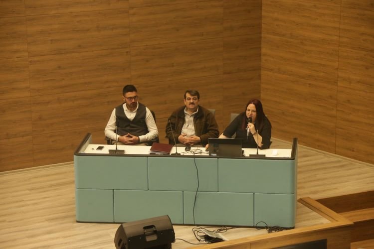 Kütahya'da ev ve süs hayvanı satışı yapacaklara yönelik eğitim semineri düzenlendi -