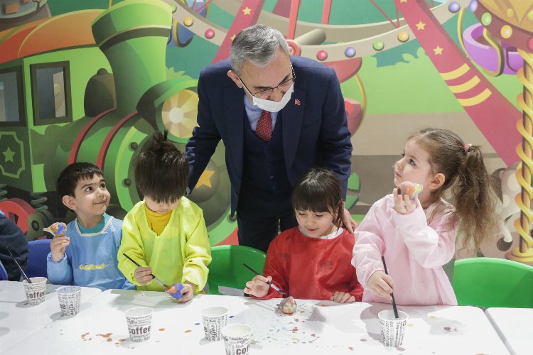 Kütahya'da minik eller seramik hamuruyla buluştu -