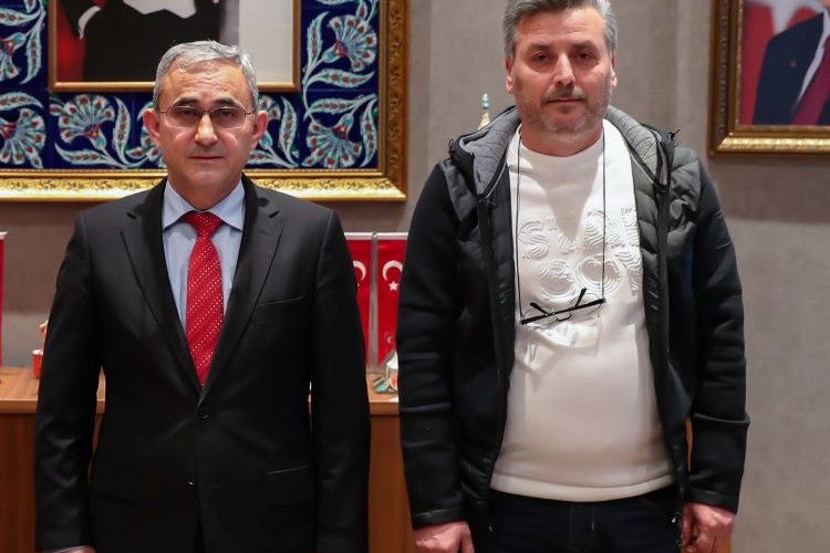 Kütahya Halk Ekmek'te pide 5 TL -