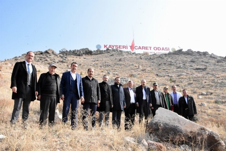 KTO yönetimi hatıra ormanına fidan dikti -